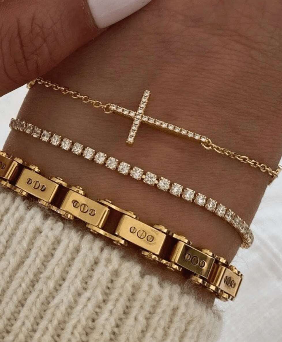 Style Link: Creating Your Perfect Bracelet Stack - IL