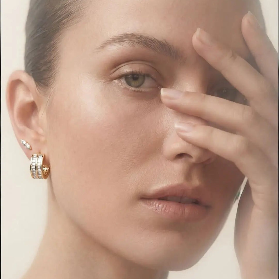 ‘Sela’ Baguette Mini Huggies Earrings IceLink-CINDY 14K Gold Plated
