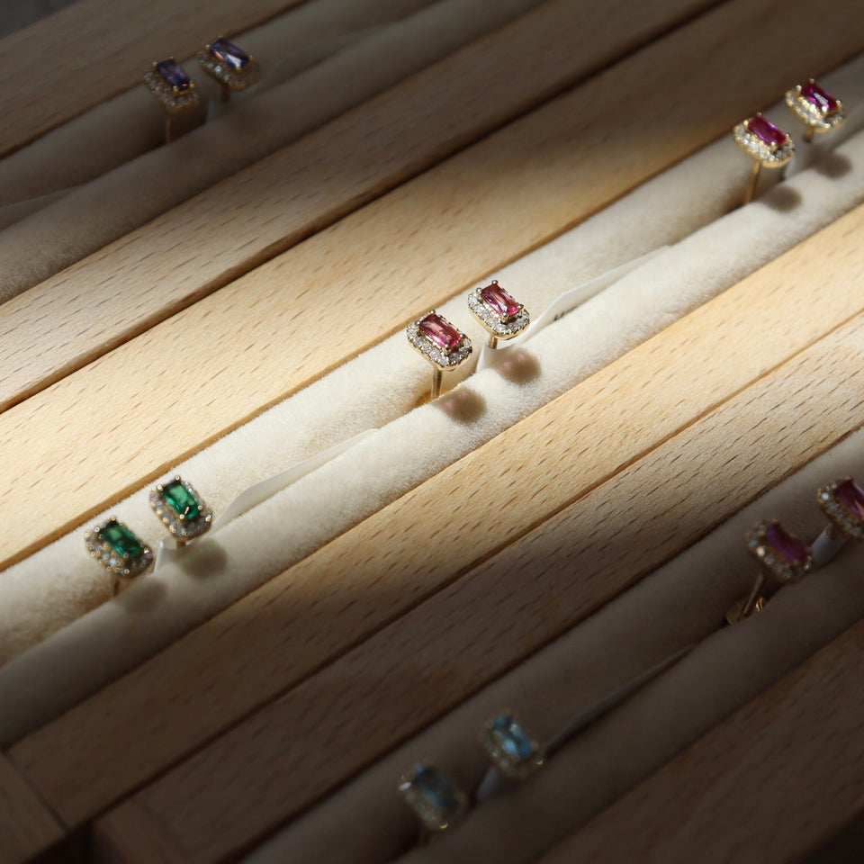 14K February Birthstone Diamond Stud Earrings (Sample Sale) Earrings IceLink-SVN