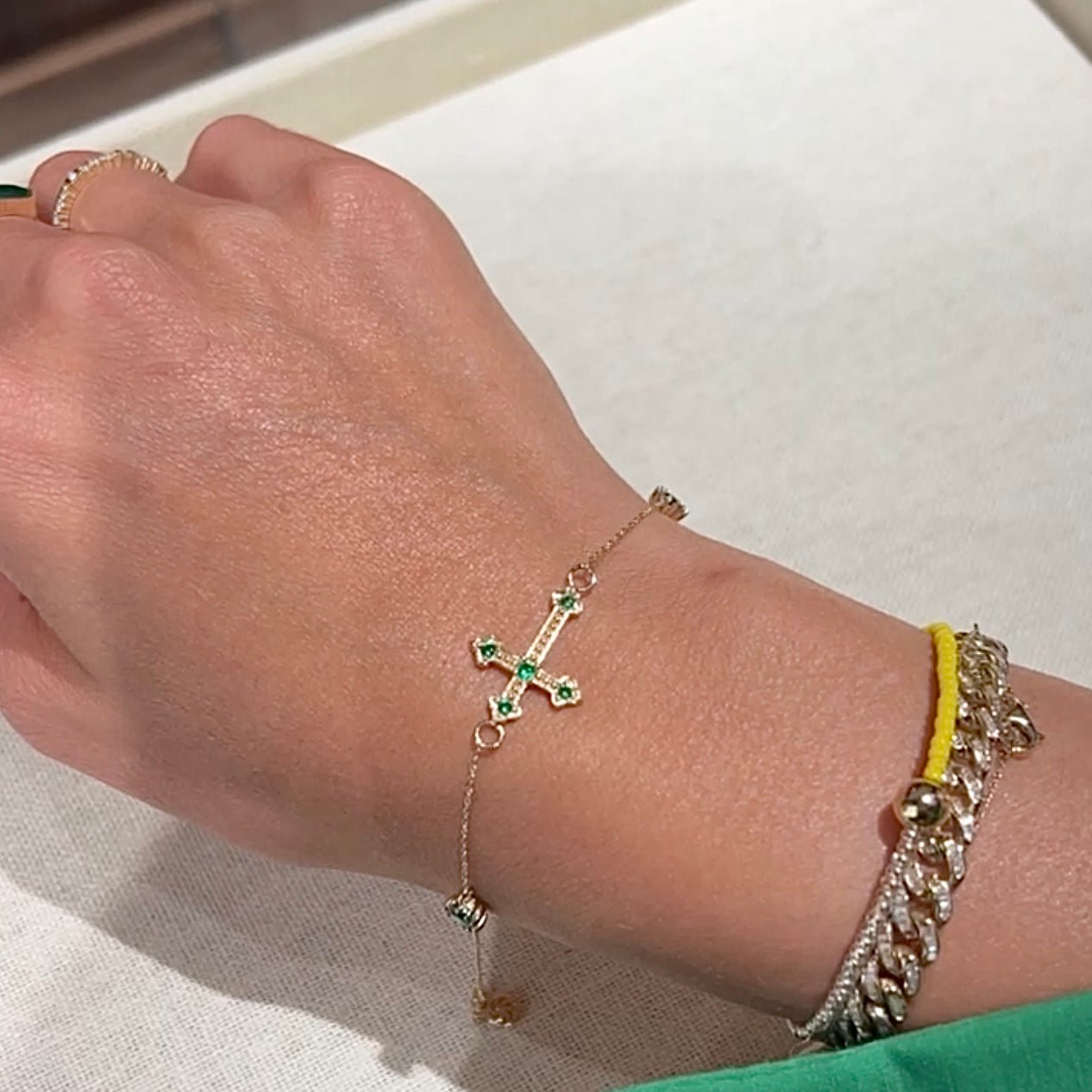 14K Emerald Cross Bracelet Bracelets IceLink-CAL