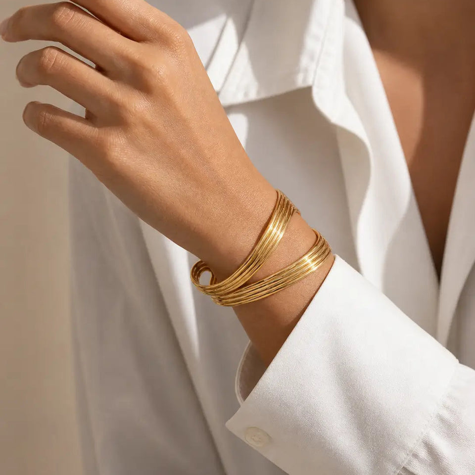 Kaya’ Wave Cut-Out Bangle Bracelets IceLink-LOVE