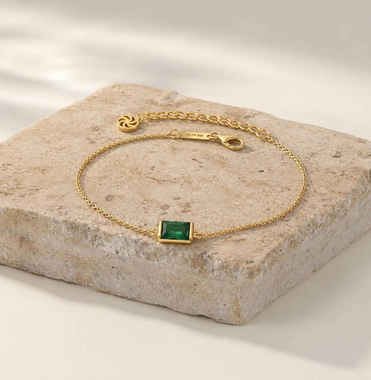 14K Emerald Bracelet Bracelets IceLink-SVN