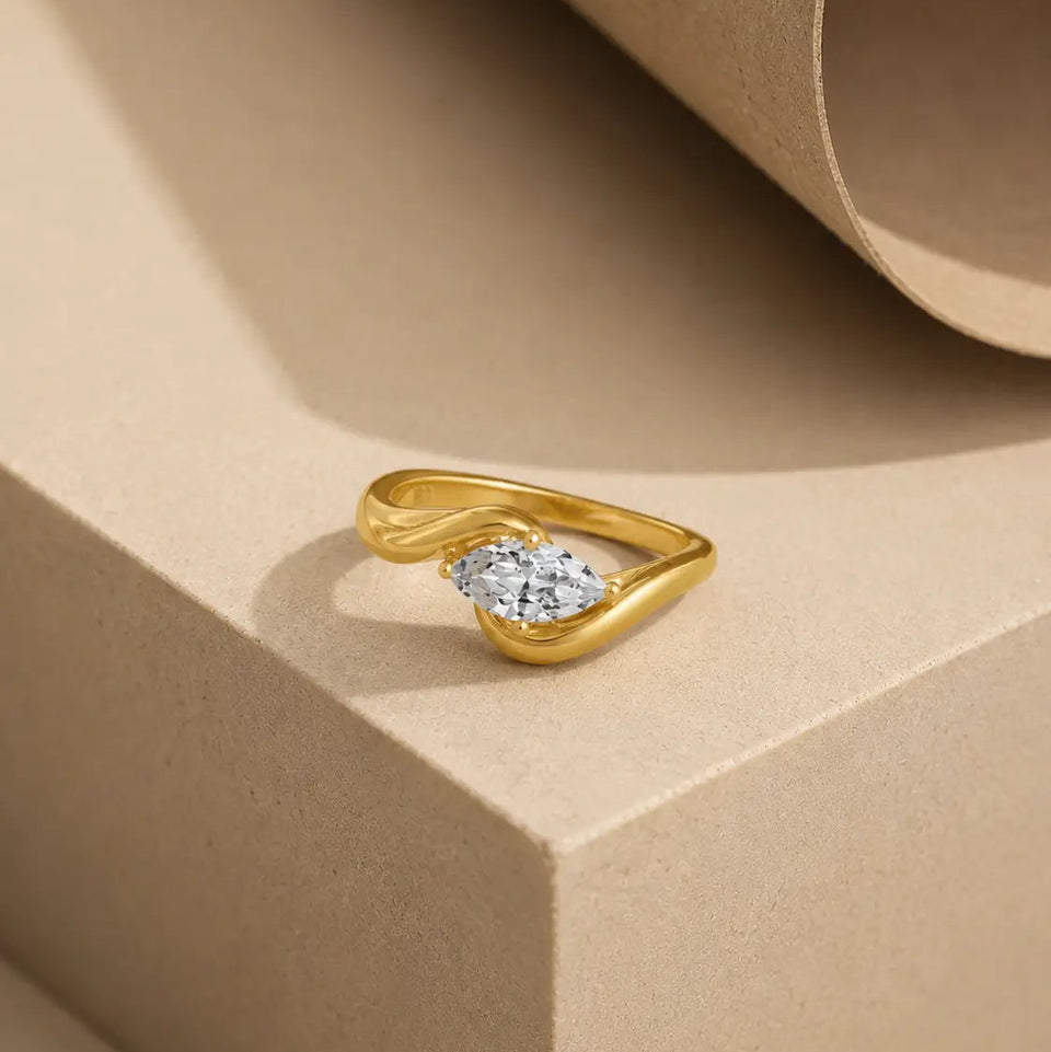 ‘Faye’ Wave Ring Rings IceLink-SODA