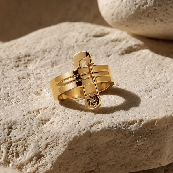Safety Pin Eternity Ring - IceLink