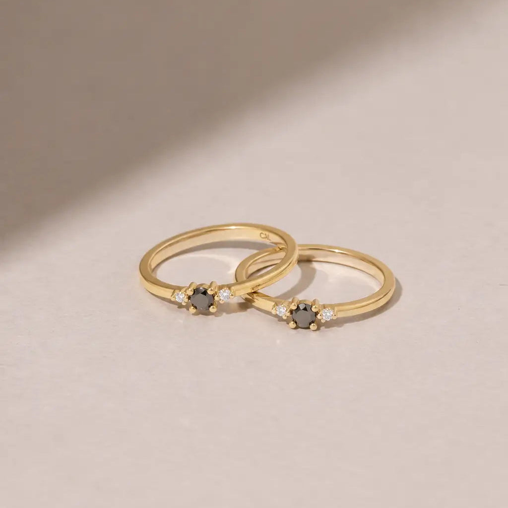 14K Gold Black Stone Ring Rings IceLink-SVN