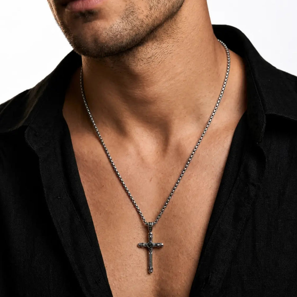 Maverick Cross Necklace Necklaces IceLink-VRNA