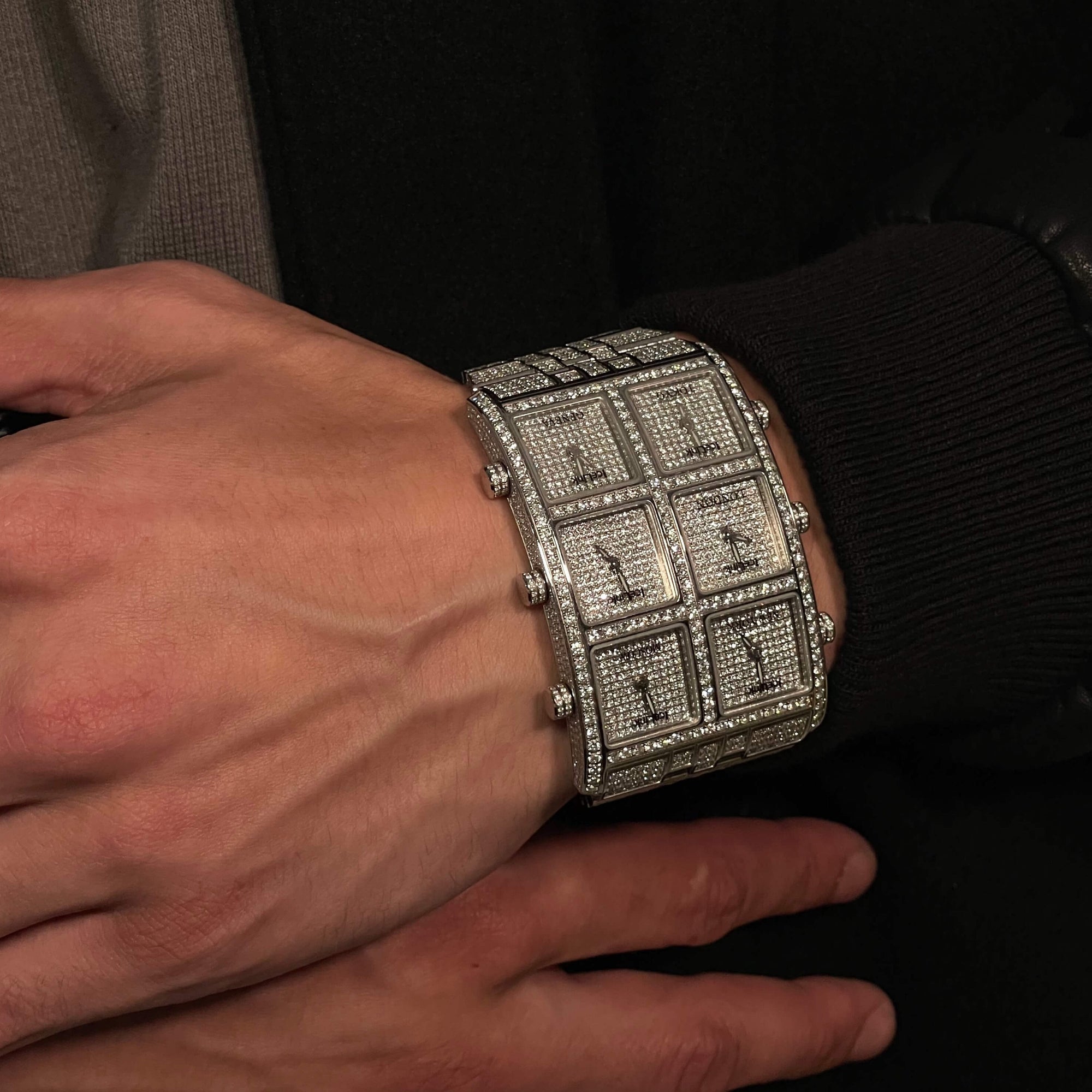 Arron 28ct. 6TZ Diamond Watch Presidential IceLink   