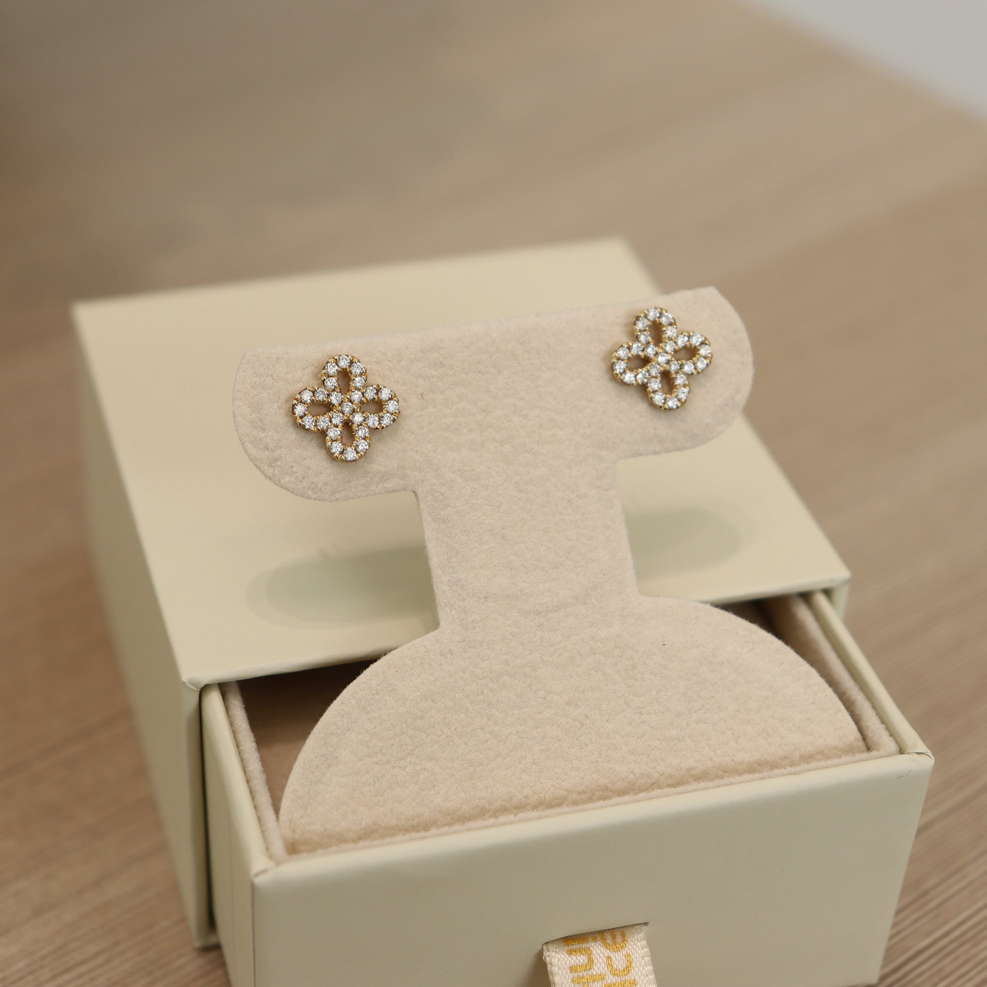 14K Clover Diamond Studs Earrings IceLink-CAL 14K Gold  