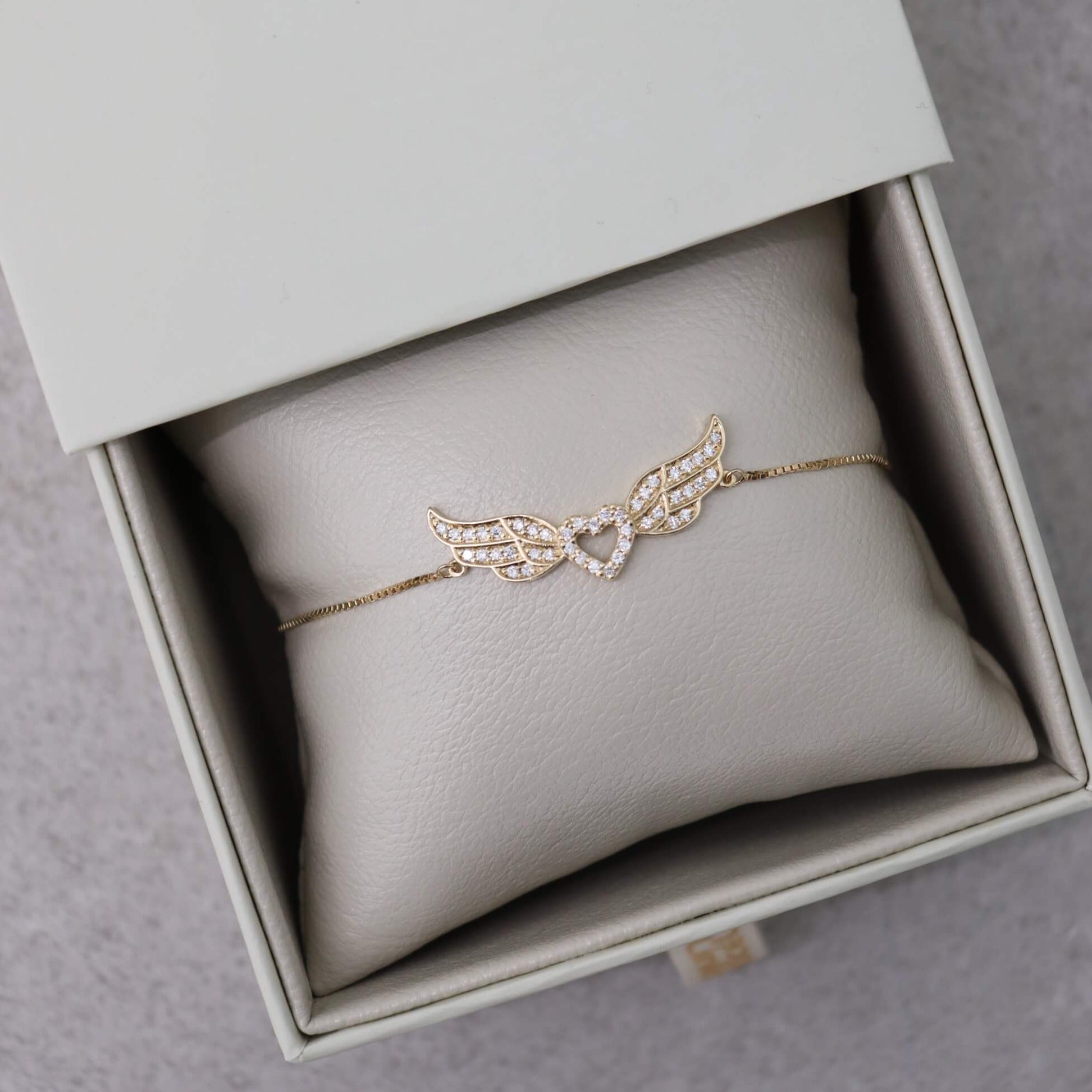 14K Angel Heart Diamond Bracelet