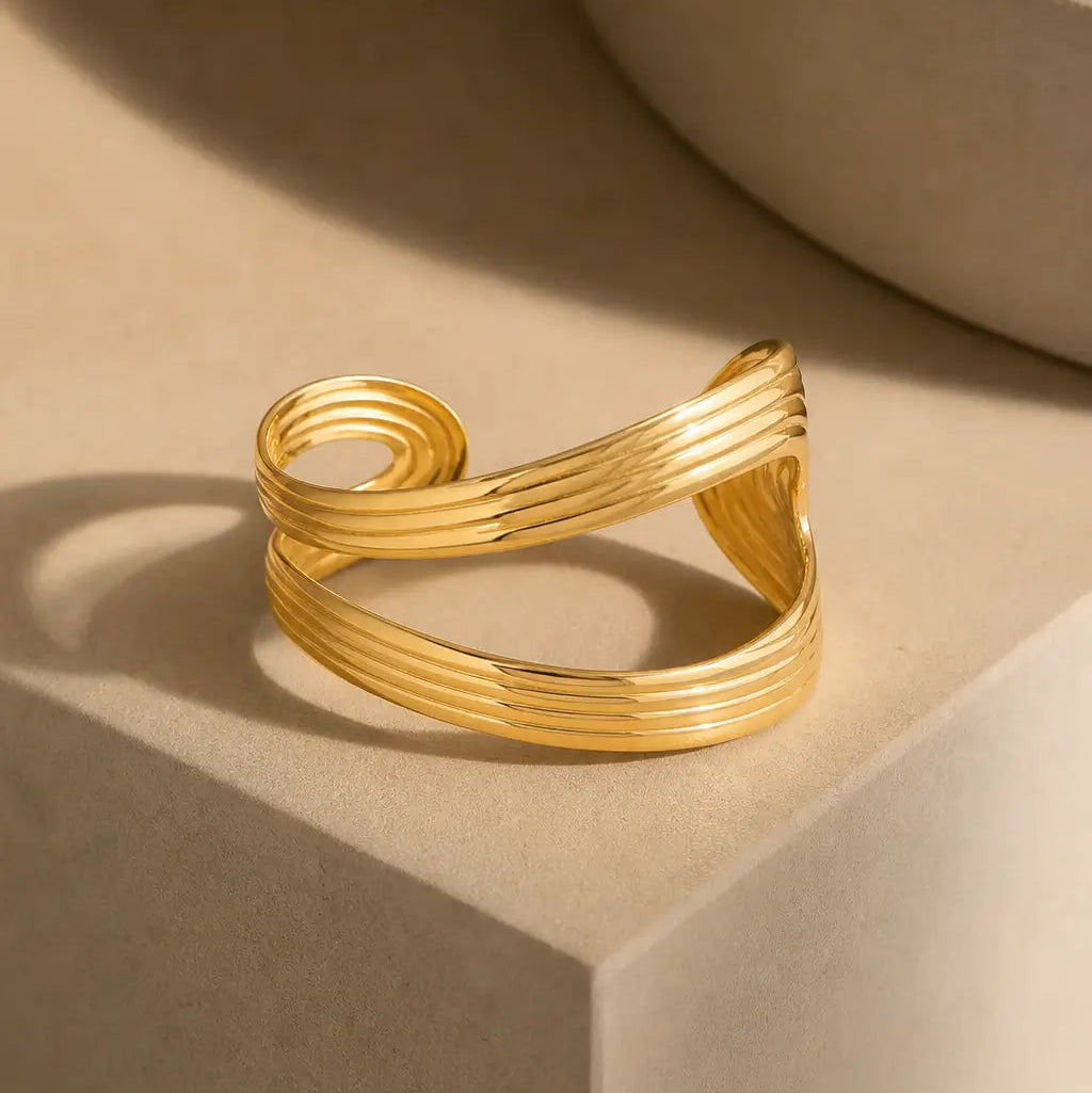 Kaya’ Wave Cut-Out Bangle Bracelets IceLink-LOVE