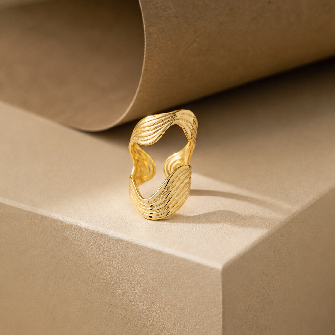 ‘Kaya’ Wave Cut-Out Ring Rings IceLink-LOVE