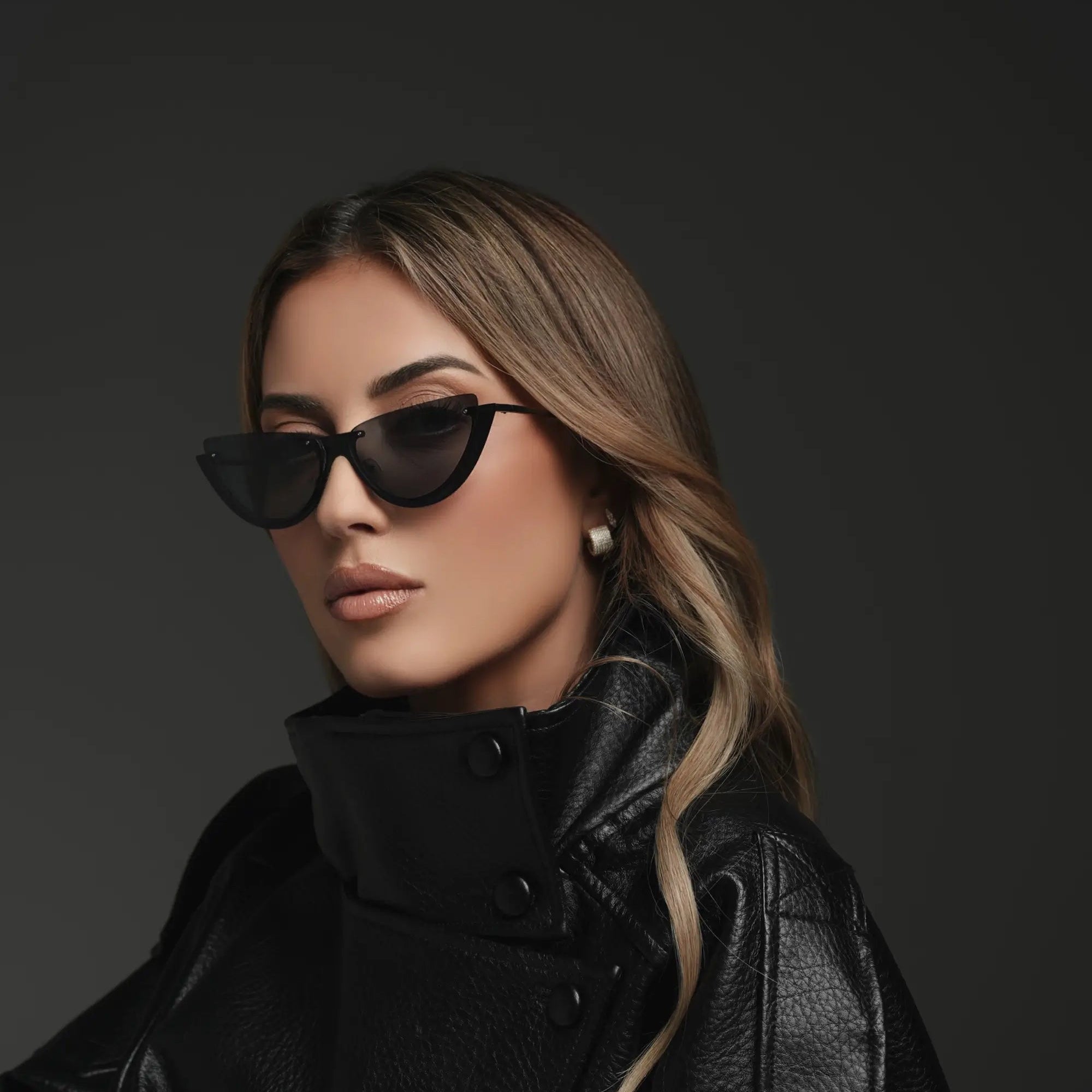 ‘Sovi’ Pavé Rectangle Earrings (sample sale) Earrings IceLink-CINDY