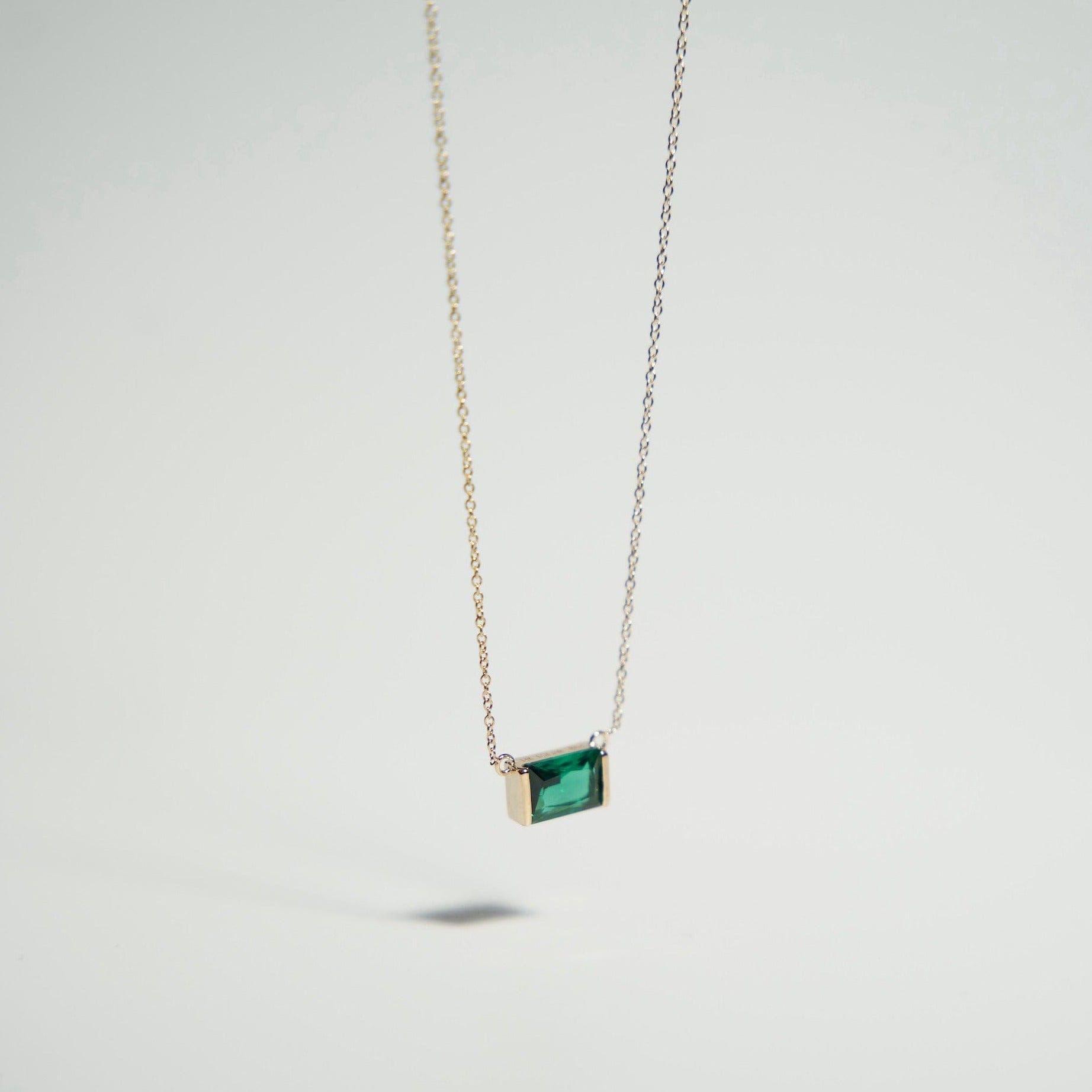 14K Emerald Necklace Necklaces IceLink-SVN