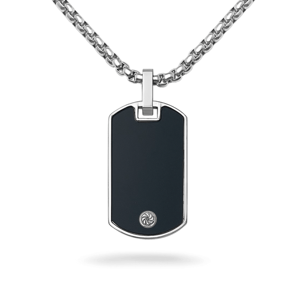 drake-dog-tag-necklace-