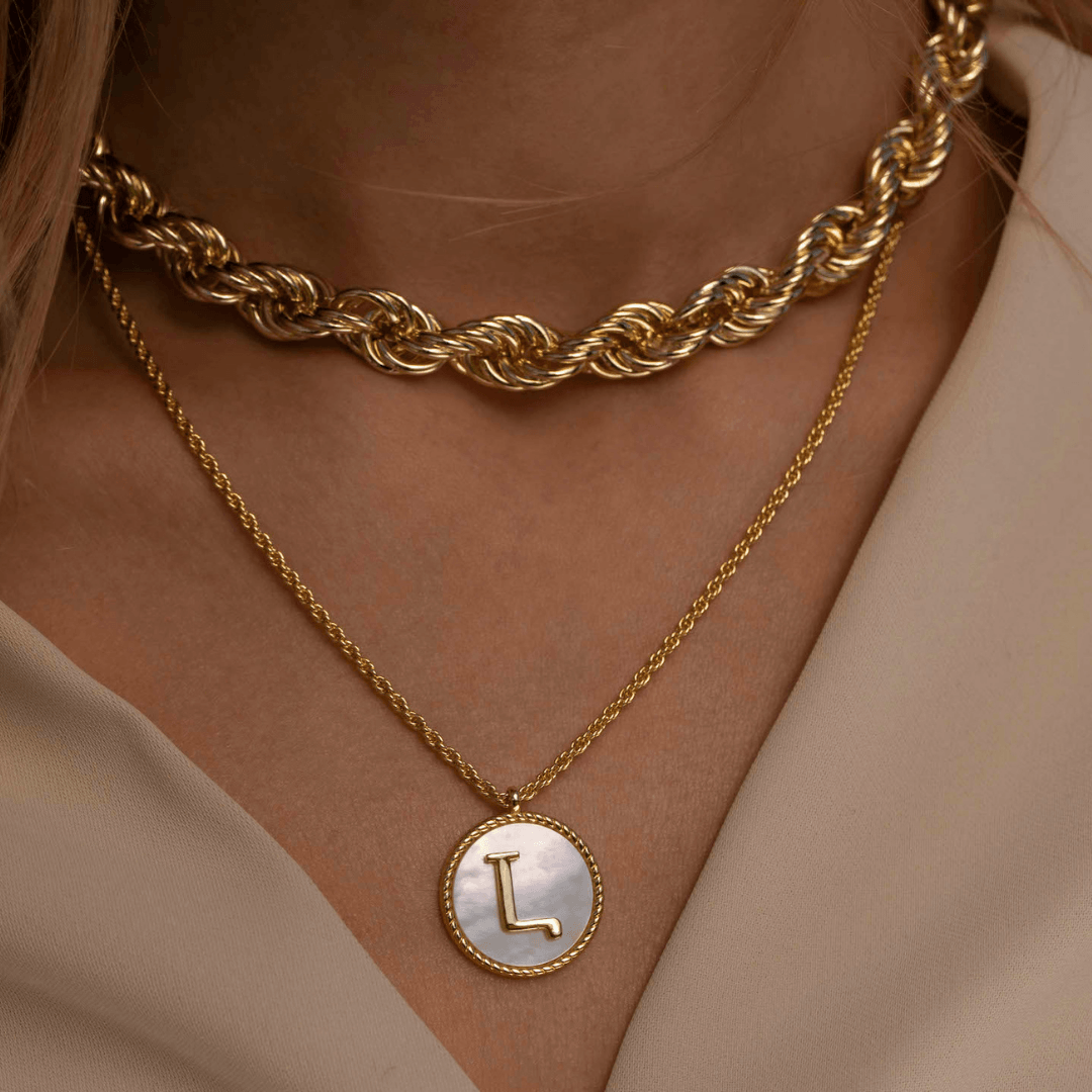 Pearl x Curb Chain Initial Necklace — SARAFINA